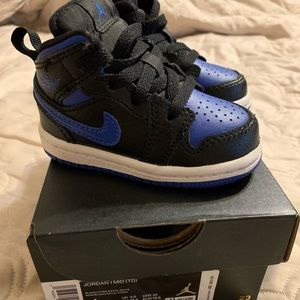 Toddler Jordan I Mid (4C)